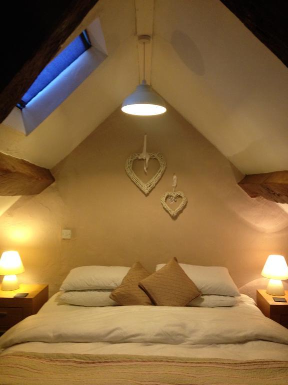 Tyddyn Bach Barn Villa เบเทส-อี-คอย ห้อง รูปภาพ